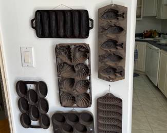 vintage cast iron baking molds