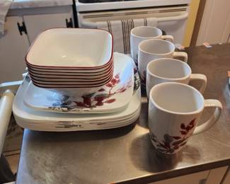 Set of Corelle