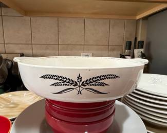 Anchor Hocking Wheat Stalk Casserole Dish