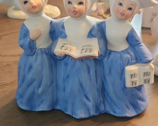 Vintage Josef Originals Singing Nuns Figurine