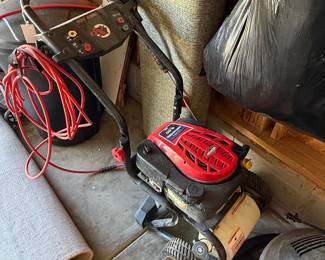Troy-Bilt 2800 PSI Pressure Washer with Briggs & Stratton 8.50 Professional Engine