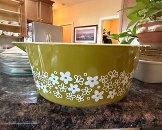 Pyrex Spring Blossom Green Mixing Bowl