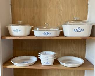 D151 - $80. Corning Ware Blue Cornflower Pattern. 8pcs +lids. 