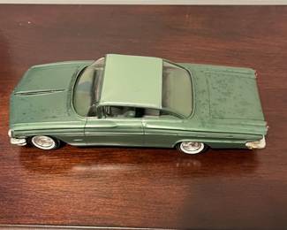 D94 - $60. 1960 AMT Corp Pontiac Bonneville 2 Door Hard Top Dealer Promo Car. 