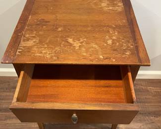 D68 - $25. Single Drexel Side Table. Measures 18" x 16" deep x 26" tall. Water damage on the top and a few minor veneer chips. Great project piece!