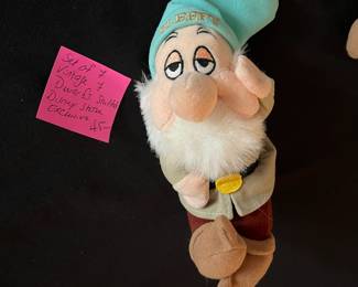 D183 - $45. Set of 7 Vintage Dwarves - stuffed. Disney Store Exclusive. 