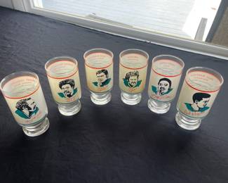D106 - $60. Vintage Miami Dolphin Super Bowl Champions 1972 Glasses - set of 6. 