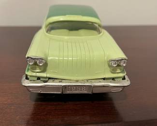 D90 - $120. 1958 Pontiac Bonneville Dealer Promo Model Car. 
