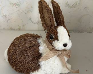 D119 - $35. Lot of 4 Vintage Sisal Straw Bunnies. 