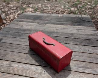 D178 - $20. Vintage Red Tool Box with Drawer. 