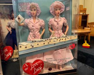D112 - $35. I Love Lucy Set. Episode 39 "Job Switching" Lucy & Ethel. 