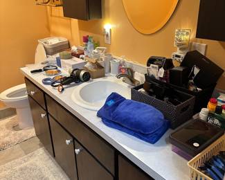 Overview! Lots of smalls to browse! We can not hold specific items from overview - if they are in a photo with a D# we're happy to hold!