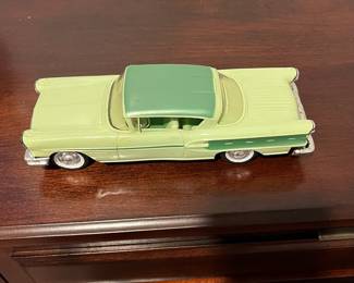 D90 - $120. 1958 Pontiac Bonneville Dealer Promo Model Car. 