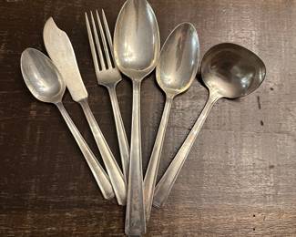 SS1 - Sterling will NOT be at the sale. If you're interested in the weight or making an offer please text Mariah directly. 919.717.9850. 