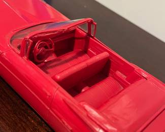 D92 - $50. 1959 Pontiac Bonneville 2 Door Convertible. Dealer Promo Car 1:25 scale. Sun visor is bent and there is a lot of wear on the Chrome accents.  