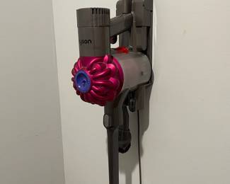 D13 - $75. Cordless Dyson Vacuum. Model V6. Has charger & attachments. 