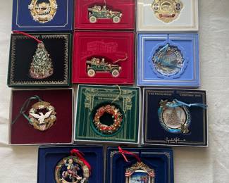 D125 - $120. The White House Historical Association Christmas Ornaments. Lot of 21 ornaments. 
