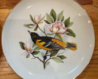 D184 - $30. Set of 4 Bird Collectors Plates. 