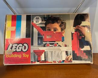 D98 - $50. Vintage 1960s Lego Set. Set #450. Contains 421 of the original 450 Pieces. 