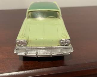D90 - $120. 1958 Pontiac Bonneville Dealer Promo Model Car. 