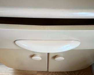 D1 - $500. Heywood Wakefield Vintage Hutch / Display Cabinet. Very good condition. Measures 32" wide x 17" deep x 65" tall. Moves in 2 pieces. Top Shelf is adjustable and so is the one in the bottom!