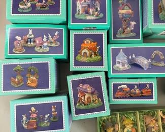 D118 - $50. Vintage Carrot Patch Collection LOT. 1993. 26 in Box. 2 W/o Box. Just in time for Easter!