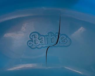 D137 - $40. Vintage 1980s Barbie Dream Swimming Pool & Accessories. The pool itself has a significant crack. 