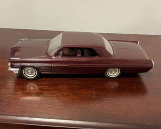 D91 - $90. 1962 Pontiac Bonneville Dealer Promo Model. 