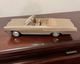 D89 - $75. 1964 Pontiac Bonneville Convertible. Dealer Promo Model. One sun visor is not attached but we have it. 