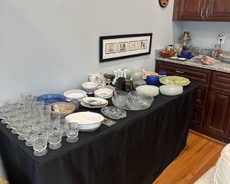 Overview! Lots of smalls to browse! We can not hold specific items from overview - if they are in a photo with a D# we're happy to hold!