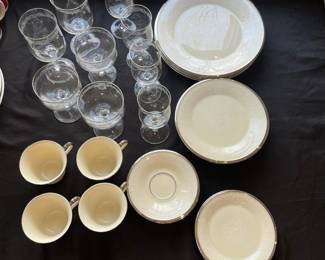 D148 - $125. Lenox Moonspun 21 Pc China + 9 Crystal Glasses. 