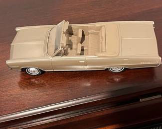 D89 - $75. 1964 Pontiac Bonneville Convertible. Dealer Promo Model. One sun visor is not attached but we have it. 