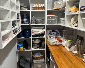 Overview! Lots of smalls to browse! We can not hold specific items from overview - if they are in a photo with a D# we're happy to hold!