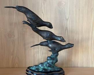 D141 - $40. Bronze Table Sculpture of 3 seals. Base needs replaced. 