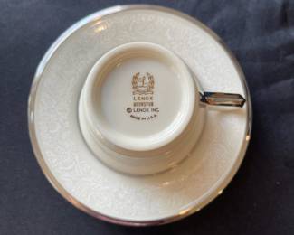 D148 - $125. Lenox Moonspun 21 Pc China + 9 Crystal Glasses. 