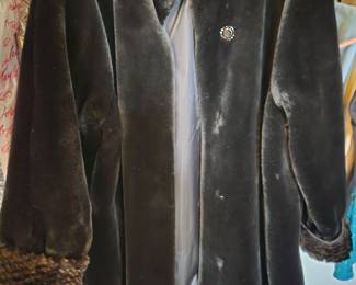 Regent Park Faux Fur