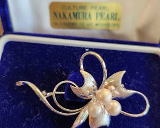 Cultured Pearl Pin - Nakamura Pearl 