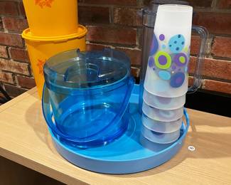 Lots of vintage kitchenware and Barware  etc.