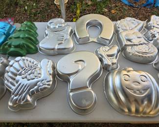 And More Vintage Wilton Cake Pans