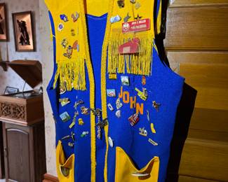 BIG BEDROOM OFF DINING ROOM