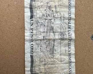 1 Dominican Peso Oro Banknote, 1988