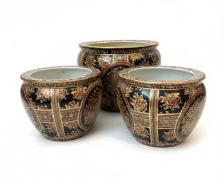 Chinese Export Porcelain Cachepots with Gold Gilt and Fish Motif