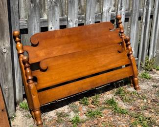 Solid wood headboard, foot board and side rails