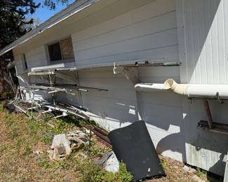 1" - 3" galvanized steel pipes