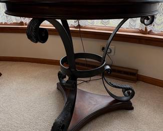 Vintage Stiffel Brass Urn Table Lamp with Burled Wood Pedestal Side Table third image