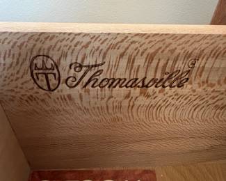 Thomasville Mystique Chinoiserie Nightstand third image