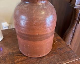 Vintage stoneware crock (has chips)