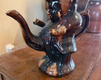 Antique Rockingham brown snuff taker teapot (has issues)