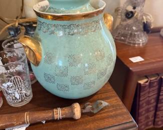 Vintage Hall green medallion cookie biscuit jar