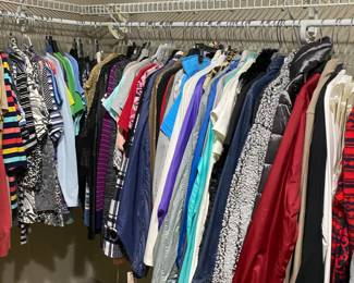 Women’s clothes ranging size 2 up to size large